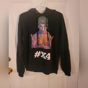 Tupac Hoodie M